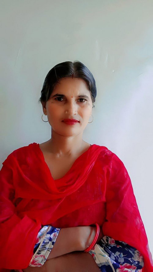 Reeta Devi  home tutor in Varanasi.